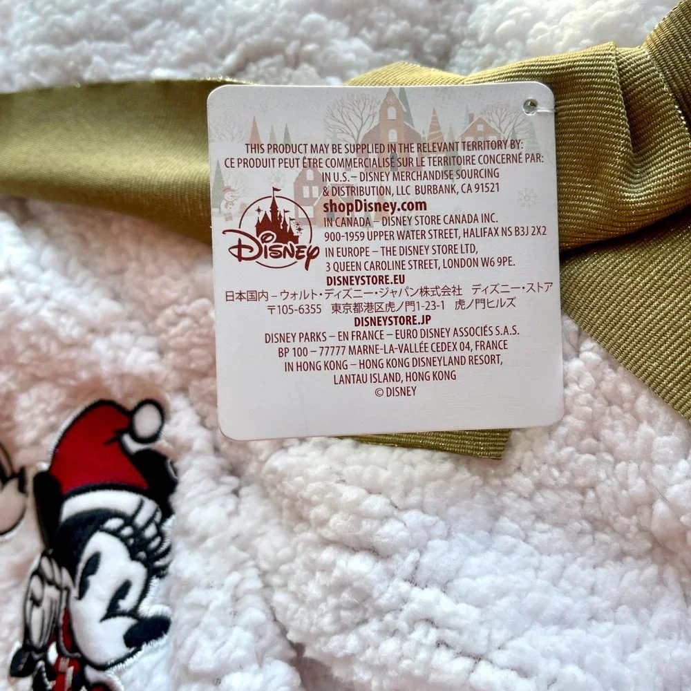 New Disney Store Throw Blanket Mickey Minnie Mouse Red White Snowflake NWT
